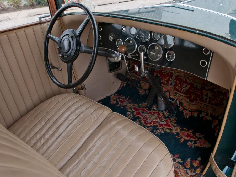  Duesenberg J383/2402 Limousine by Willoughby 1930 года  (фото 10 из 16)